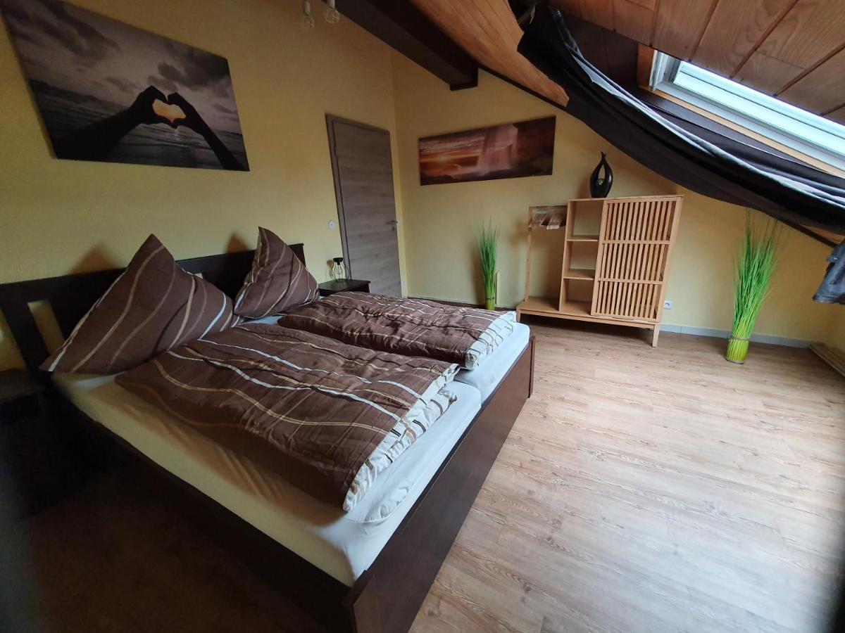 Ferienwohnung Zum Schlossblick Naehe Europa Park Mahlberg Ngoại thất bức ảnh